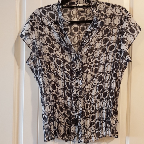 SASH BLOUSE - BLACK AND WHITE/hanging